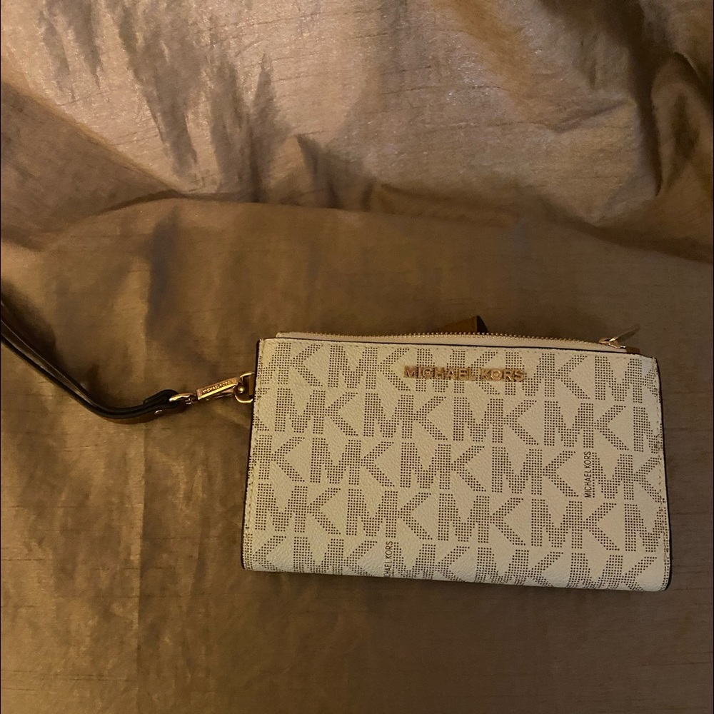 MK wallet